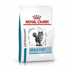 ROYAL CANIN Veterinary Skin & Coat Adult Dry Cat Food - 3.5kg